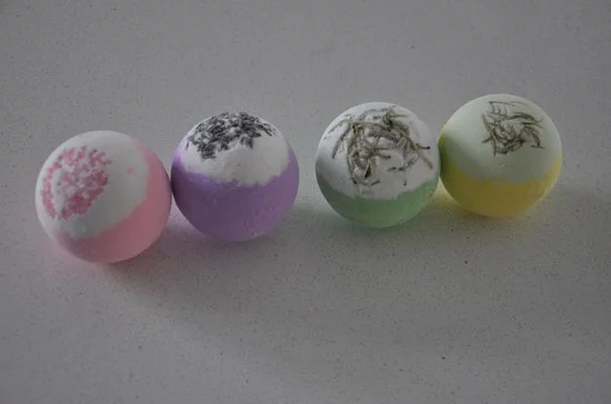 Beste Pirce ⌛ Merkloos 4 XL Bruisballen Voor Bad - Bath Bombs Set - Badzeep - Bad - Bruisballen Natuurlijk - Bruistablet ???? 17 Beste Pirce ⌛ Merkloos 4 XL Bruisballen Voor Bad - Bath Bombs Set - Badzeep - Bad - Bruisballen Natuurlijk - Bruistablet ???? - Afbeelding 17