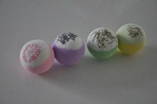 Beste Pirce ⌛ Merkloos 4 XL Bruisballen Voor Bad - Bath Bombs Set - Badzeep - Bad - Bruisballen Natuurlijk - Bruistablet ???? 6 Beste Pirce ⌛ Merkloos 4 XL Bruisballen Voor Bad - Bath Bombs Set - Badzeep - Bad - Bruisballen Natuurlijk - Bruistablet ???? - Afbeelding 6