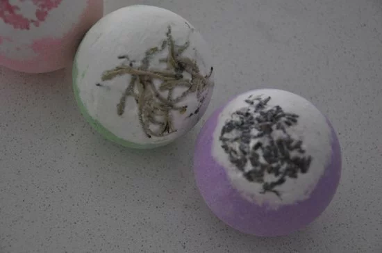 Beste Pirce ⌛ Merkloos 4 XL Bruisballen Voor Bad - Bath Bombs Set - Badzeep - Bad - Bruisballen Natuurlijk - Bruistablet ???? 7 Beste Pirce ⌛ Merkloos 4 XL Bruisballen Voor Bad - Bath Bombs Set - Badzeep - Bad - Bruisballen Natuurlijk - Bruistablet ???? - Afbeelding 7