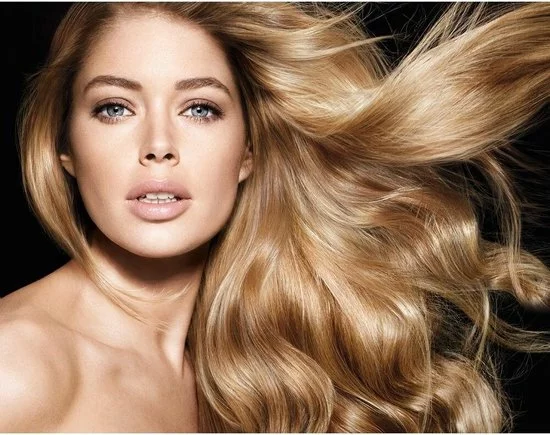 Goedkoop ???? L’Oréal Paris L'Oréal Paris Elvive Extraordinary Oil-in-Cream - 150 Ml - Haarcrème ???? 4 Goedkoop ???? L’Oréal Paris L'Oréal Paris Elvive Extraordinary Oil-in-Cream - 150 Ml - Haarcrème ???? - Afbeelding 4