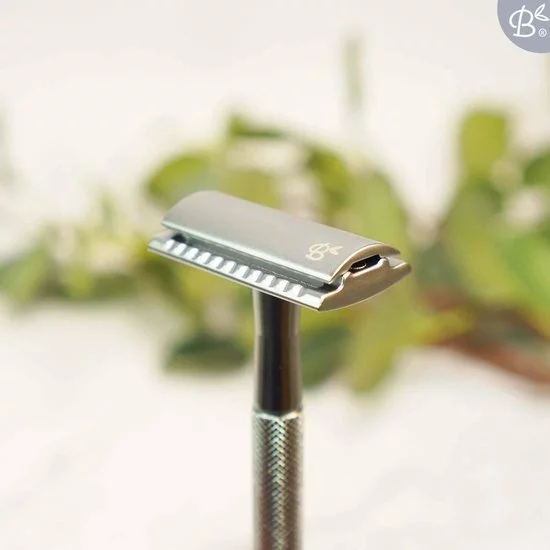 Gloednieuw ⭐ Bamboozy Safety Razor RVS + 20 Scheermesjes + Houder Zilver Chrome Unisex Vrouwen Mannen Double Edge Zero Waste Duurzaam Scheren ???? 3 Gloednieuw ⭐ Bamboozy Safety Razor RVS + 20 Scheermesjes + Houder Zilver Chrome Unisex Vrouwen Mannen Double Edge Zero Waste Duurzaam Scheren ???? - Afbeelding 3