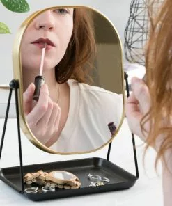 Beste deal ???? Navaris Make-up Spiegel - Tafelspiegel Met Opbergruimte Voor Sieraden - Staande Cosmeticaspiegel Met Twee Kanten - Met 3x Vergroting - Zwart/Goud ???? -Jean Paul Gaultier Shop 550x550 434